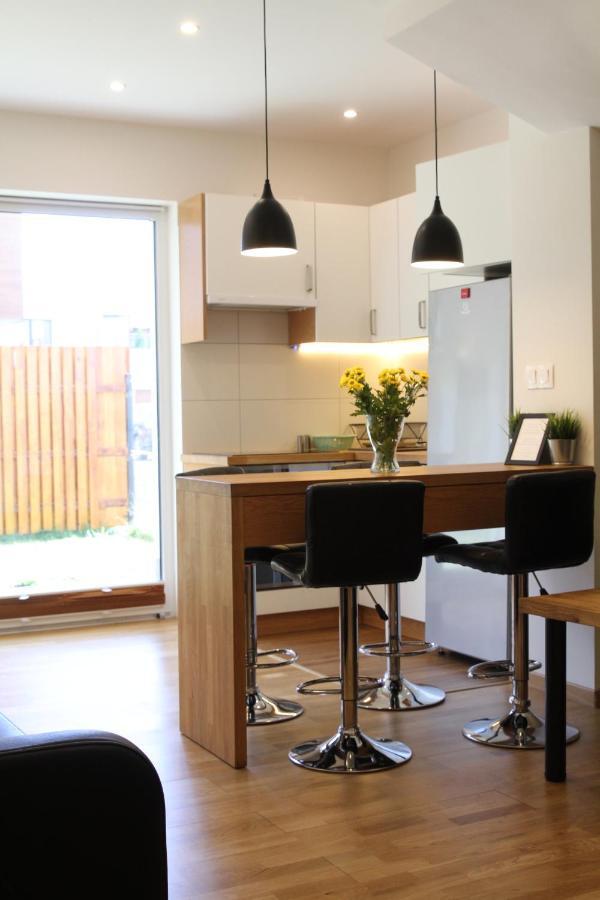 Lawendowy Zakatek - Klimatyzacja - Ogrodek - Prywatny Parking Apartment Rzeszow Bagian luar foto