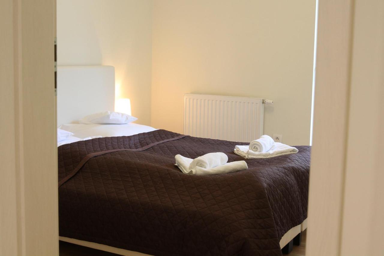 Lawendowy Zakatek - Klimatyzacja - Ogrodek - Prywatny Parking Apartment Rzeszow Bagian luar foto